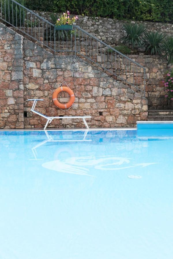 Hotel Drago - Garda Lake Collection เบรนโซเน ซูล การ์ดา ภายนอก รูปภาพ
